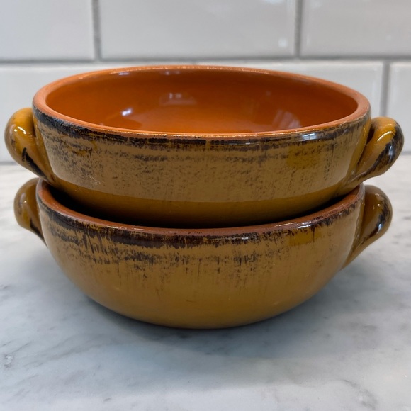 De Silva Other - De Silva Terracotta 6" Soup Bowls Orange
